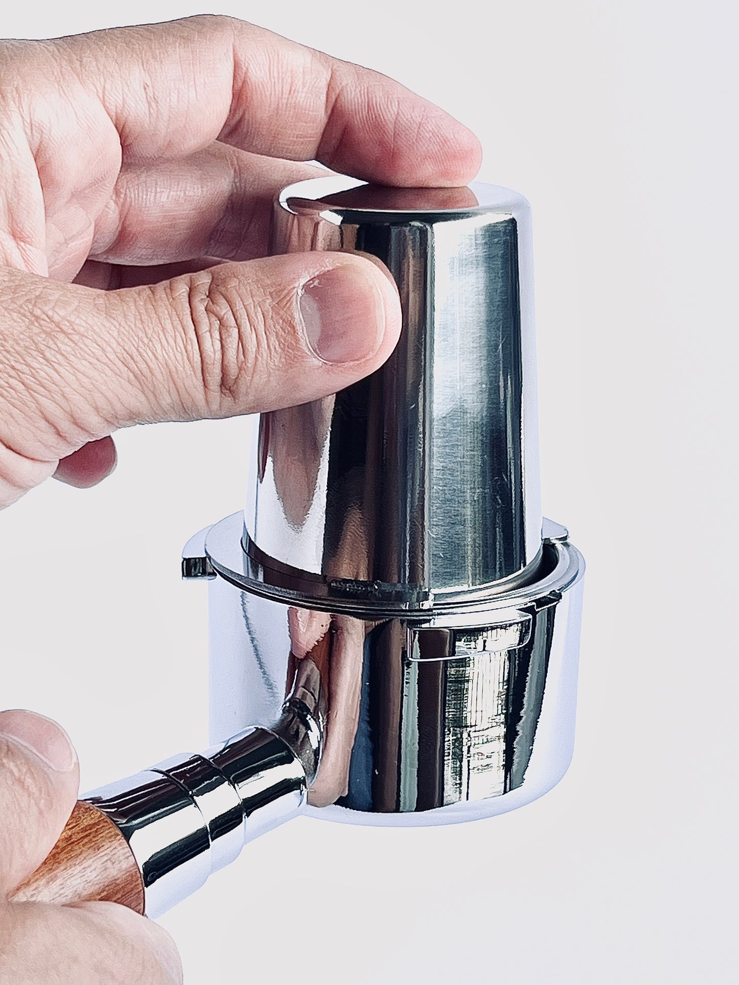 Dosificador de café para portafiltro 51mm
